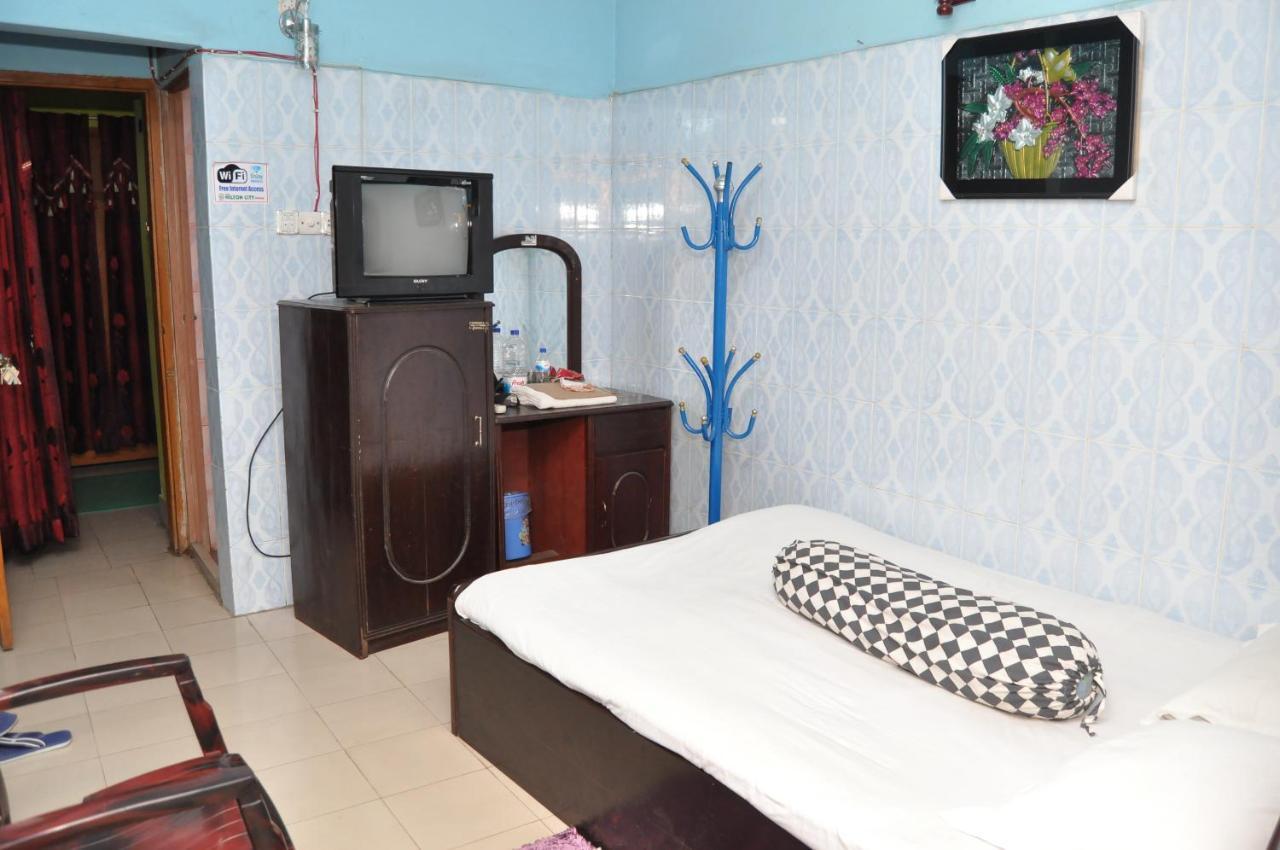 Hotel Hilton City Chittagong Extérieur photo